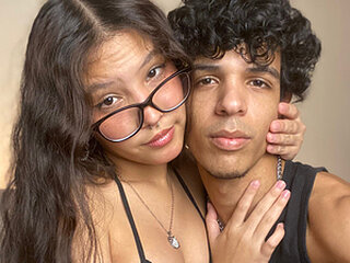 Hornycouple_222