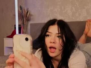 nikki_dolll