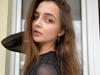 ann_perry
